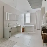 Le Meez Hotel