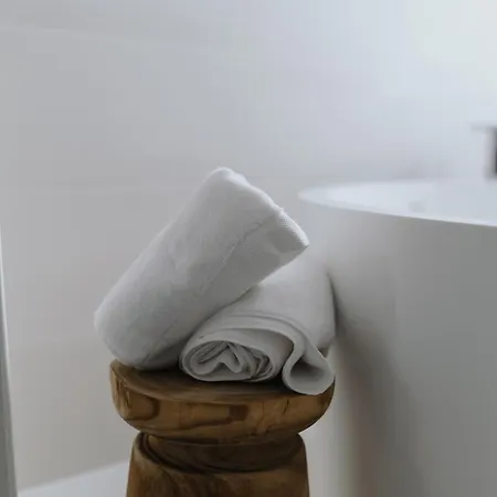 Le Meez 4* Каркассон