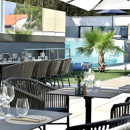 Отель Le Meez Каркассон